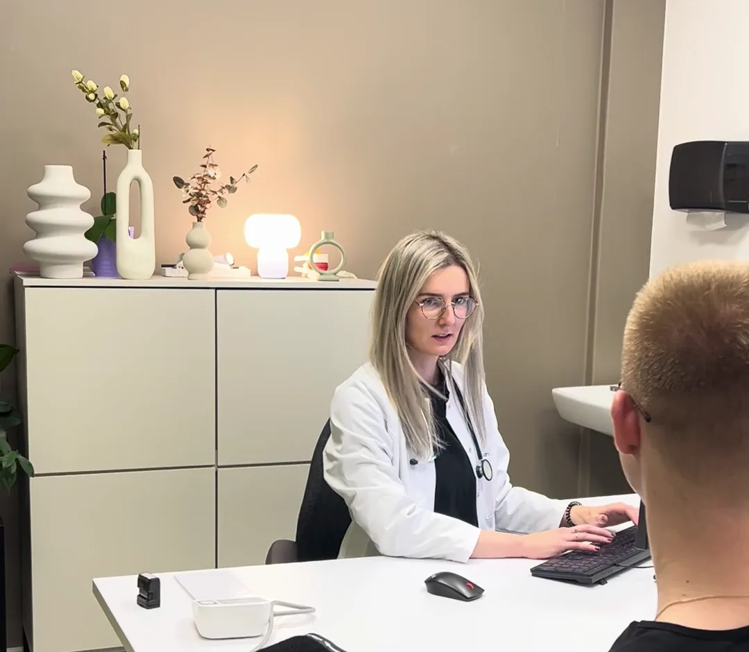 Wizyta w gabinecie lekarskim przychodni Dr Teraz Warszawa Ochota